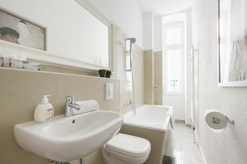 Primeflats - Apartments Genter Berlin-Wedding Bagian luar foto